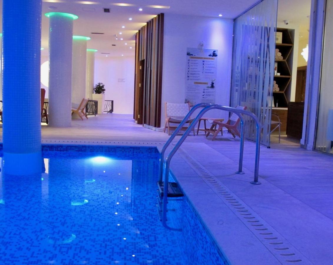 Apart Hotel Kalamper Bar Kültér fotó